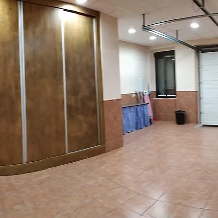 -1-igual Que Tu Casa, Garaje Gratis, En El Centro * Ubeda (Andalucia)