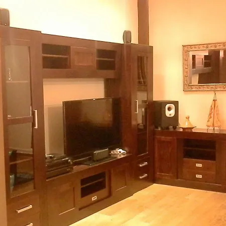 Apartment -1-igual Que Tu Casa, Garaje Gratis, En El Centro Ubeda (Andalucia)